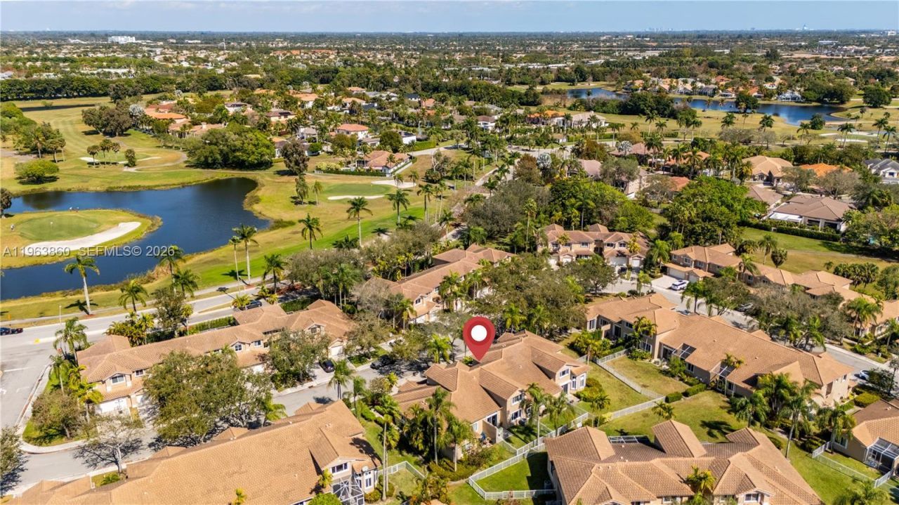 15832 SW 10th St, Pembroke Pines, FL 33027 Photo