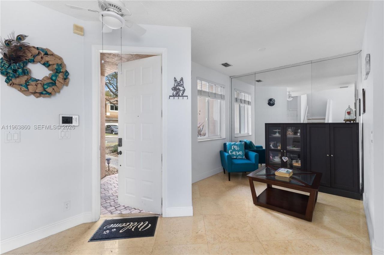 15832 SW 10th St, Pembroke Pines, FL 33027 Photo