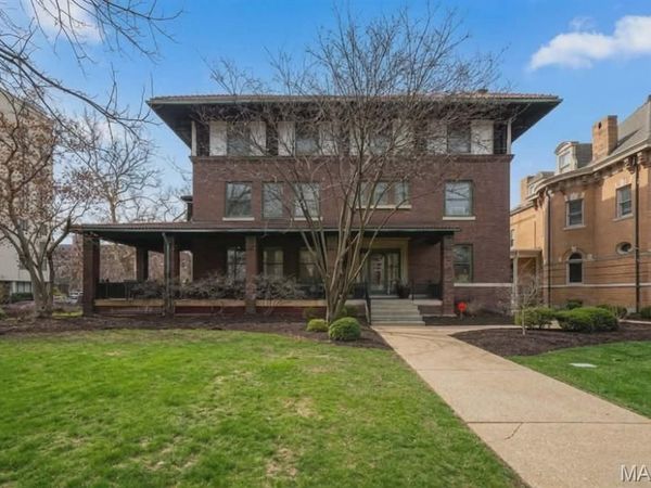 4500 West Pine Boulevard, St Louis, MO 63108