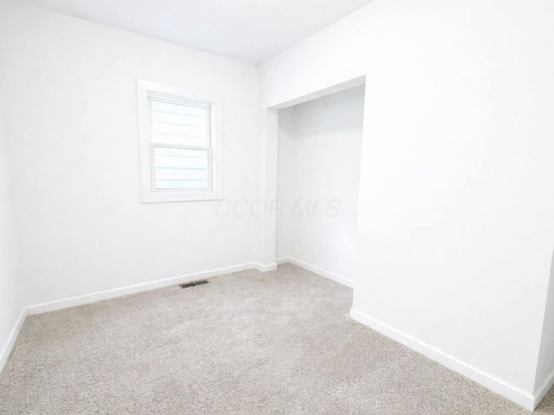 2382 S 6th Street, Columbus, OH 43207 Photo 4