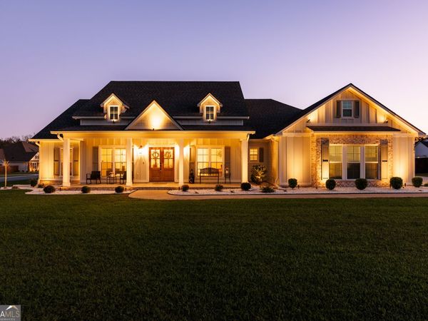 7301 Shadow Creek Drive, Hahira, GA 31632