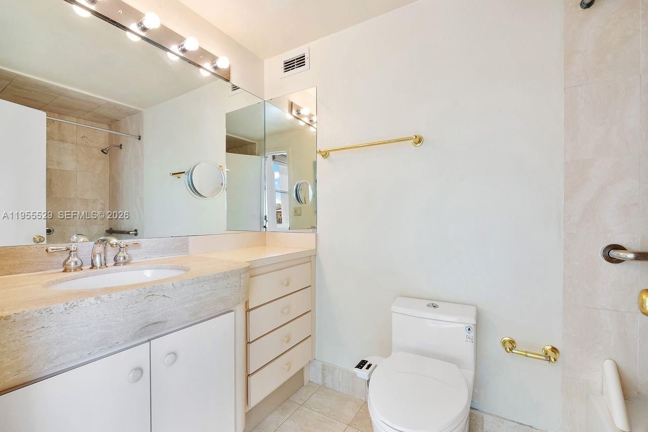 700 Biltmore Way, Unit 501, Coral Gables, FL 33134 Photo