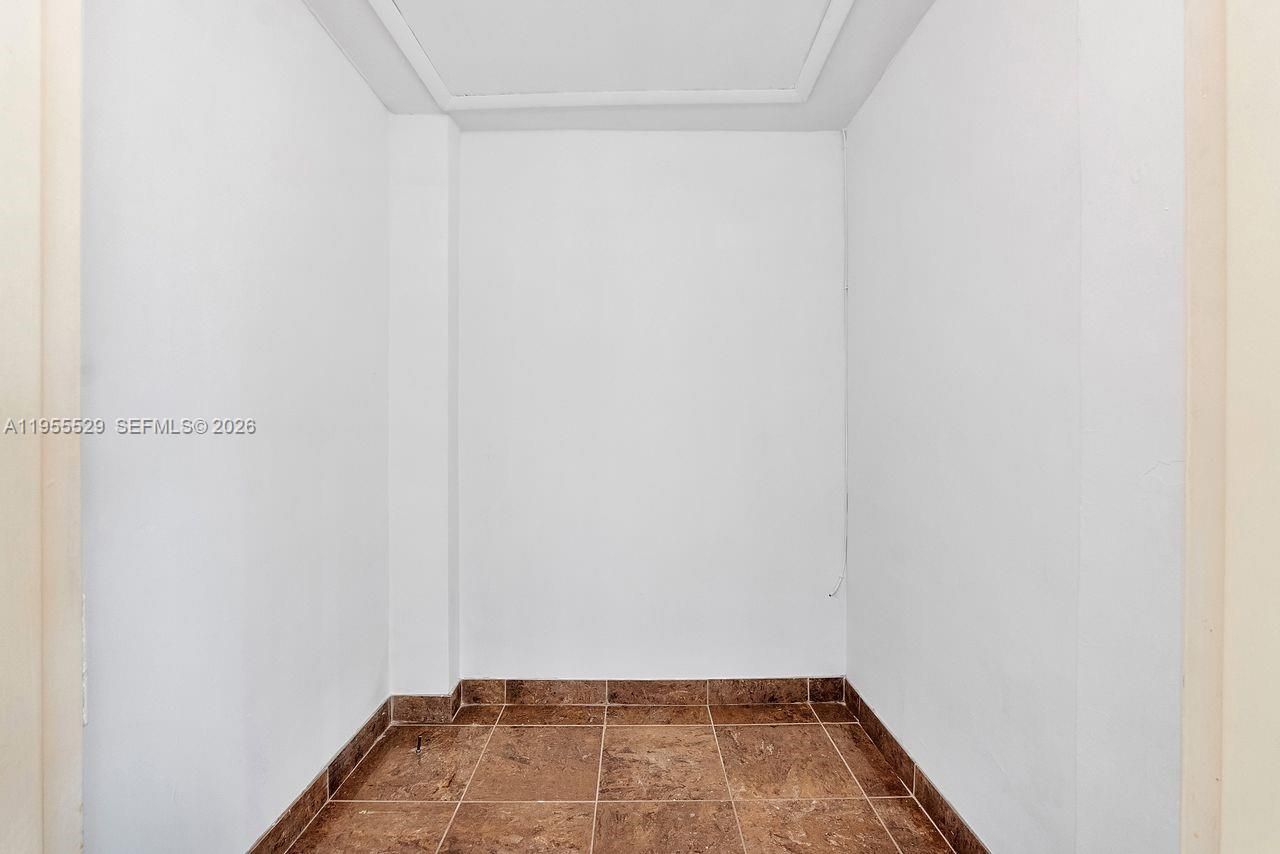 700 Biltmore Way, Unit 501, Coral Gables, FL 33134 Photo