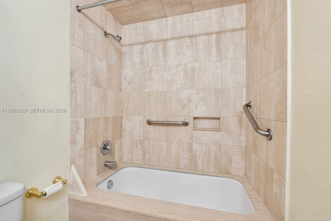 700 Biltmore Way, Unit 501, Coral Gables, FL 33134 Photo