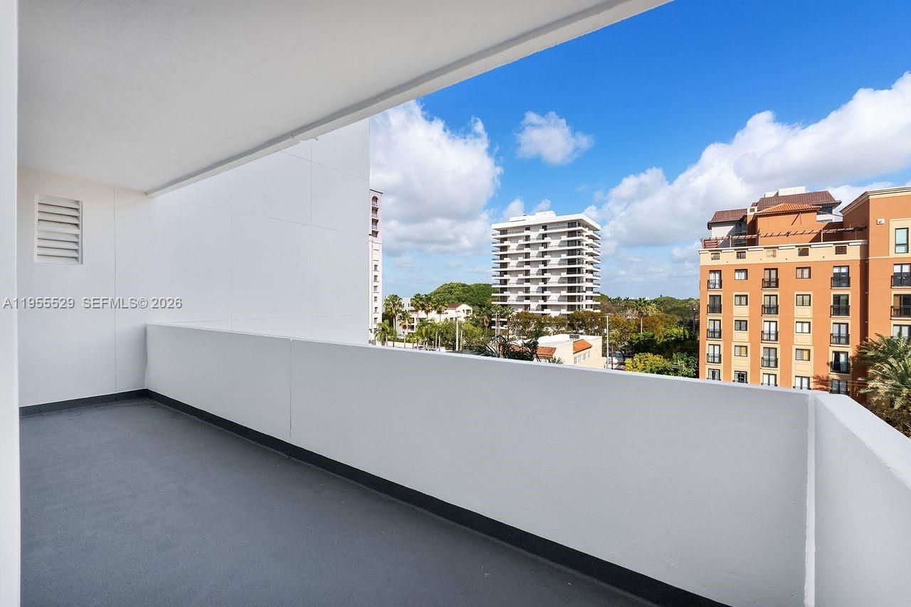 700 Biltmore Way, Unit 501, Coral Gables, FL 33134 Photo