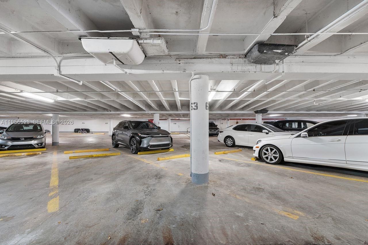 700 Biltmore Way, Unit 501, Coral Gables, FL 33134 Photo