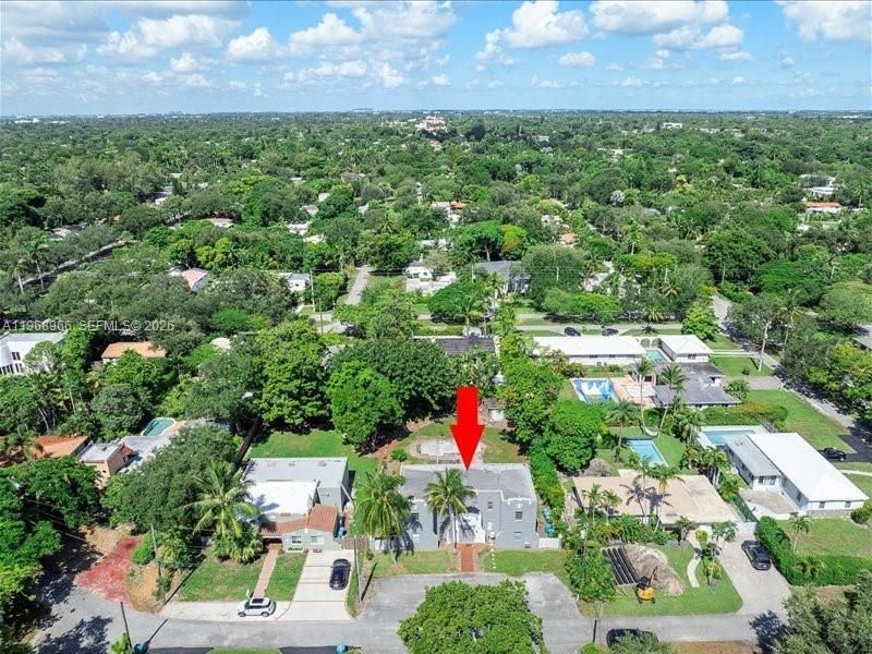 11402 NE 8th Ct, Biscayne Park, FL 33161 Photo