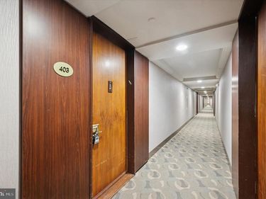 1001 CITY AVENUE, Unit E-403, WYNNEWOOD, PA 19096