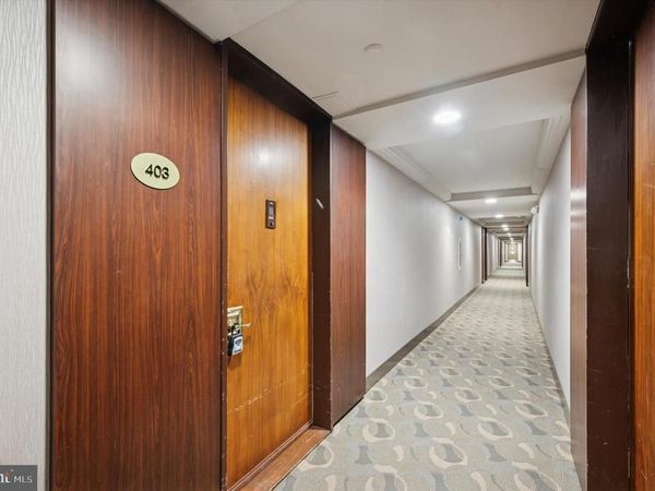 1001 CITY AVENUE, Unit E-403, WYNNEWOOD, PA 19096