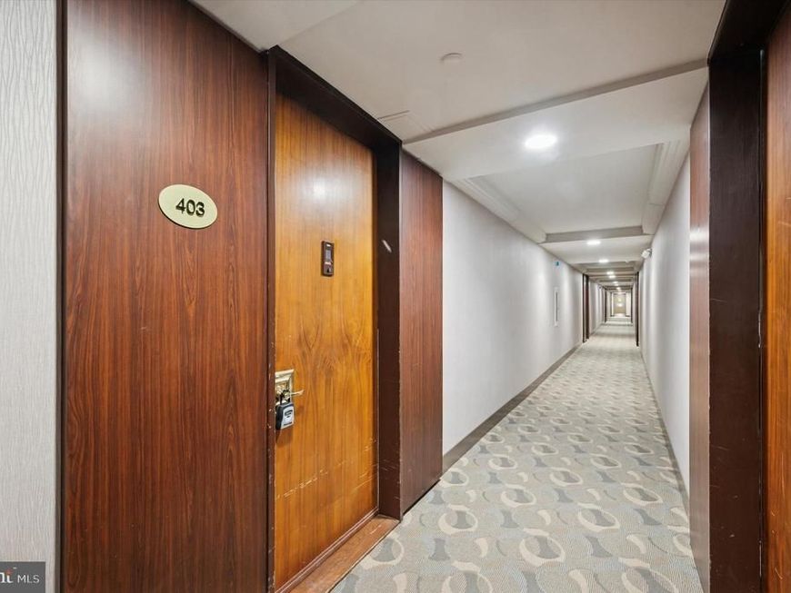 1001 City Avenue, Unit E-403, Wynnewood, PA 19096 Main Photo