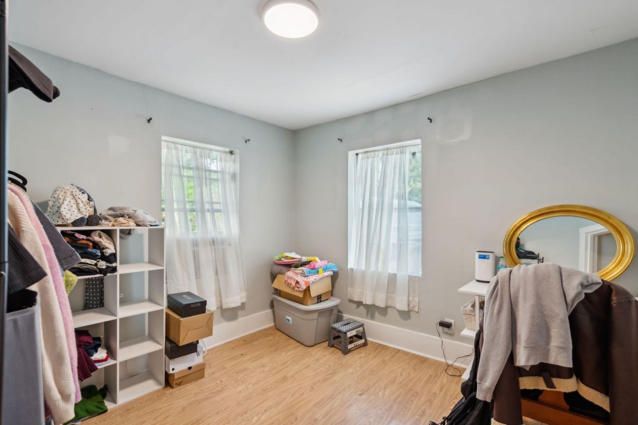 13-15 Norman Street Photo 25