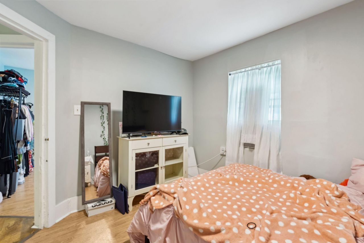 13-15 Norman Street Photo 26