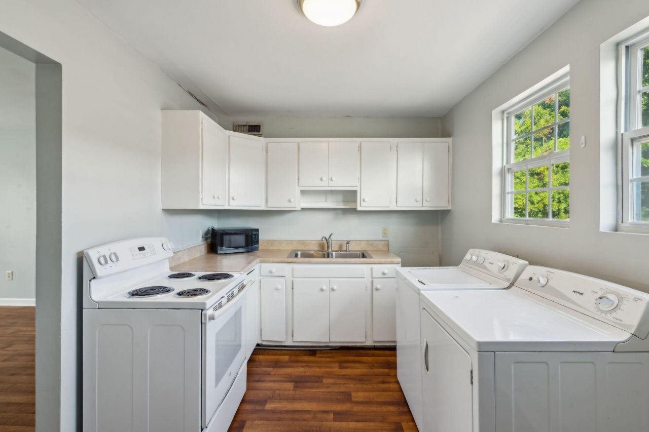 13-15 Norman Street Photo 33