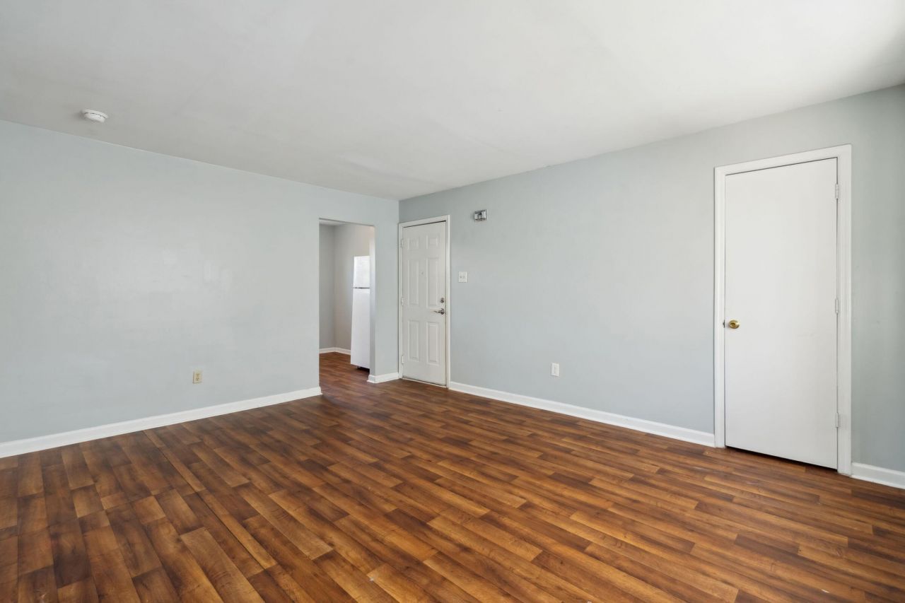 13-15 Norman Street Photo 36