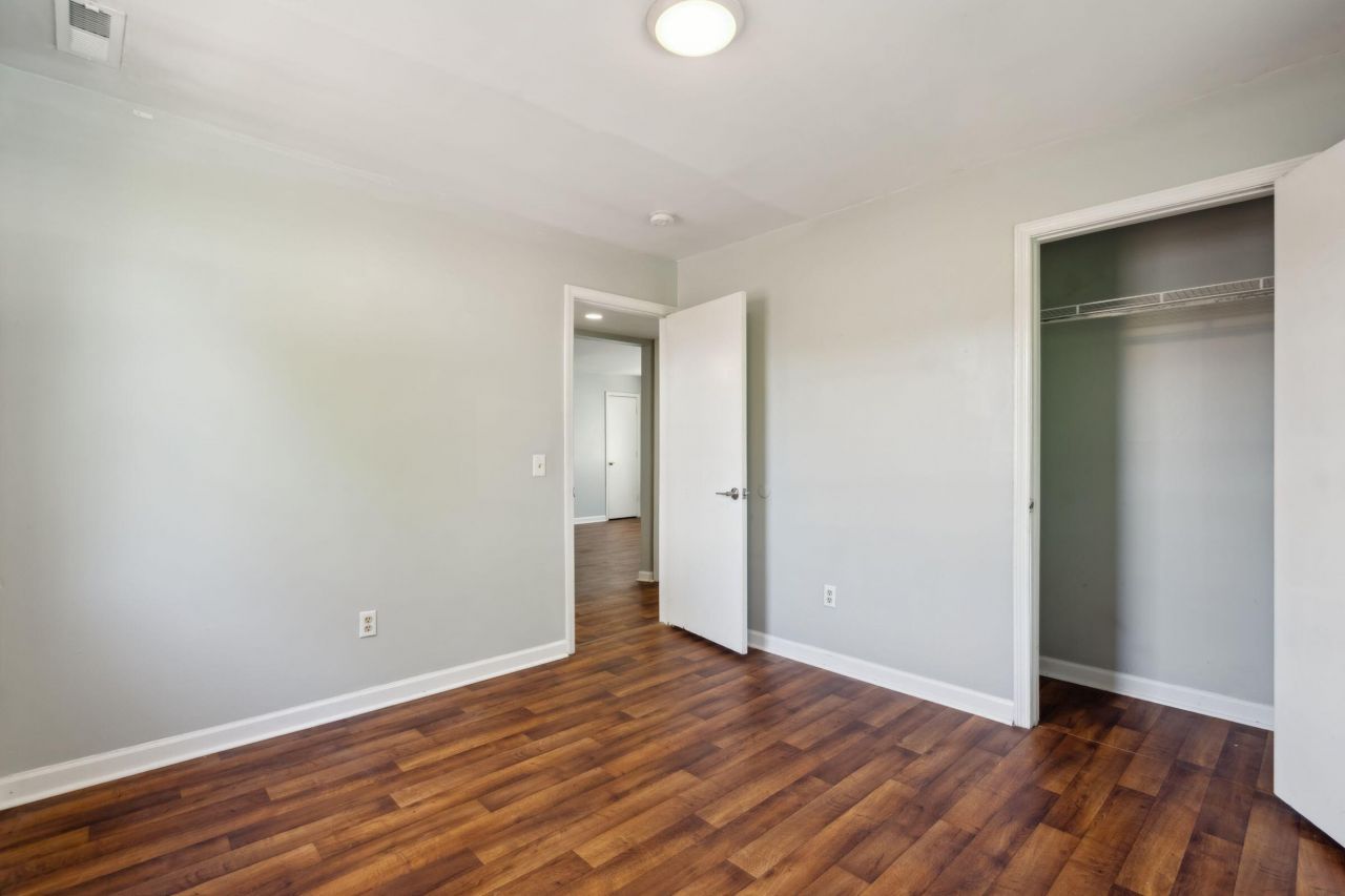 13-15 Norman Street Photo 38