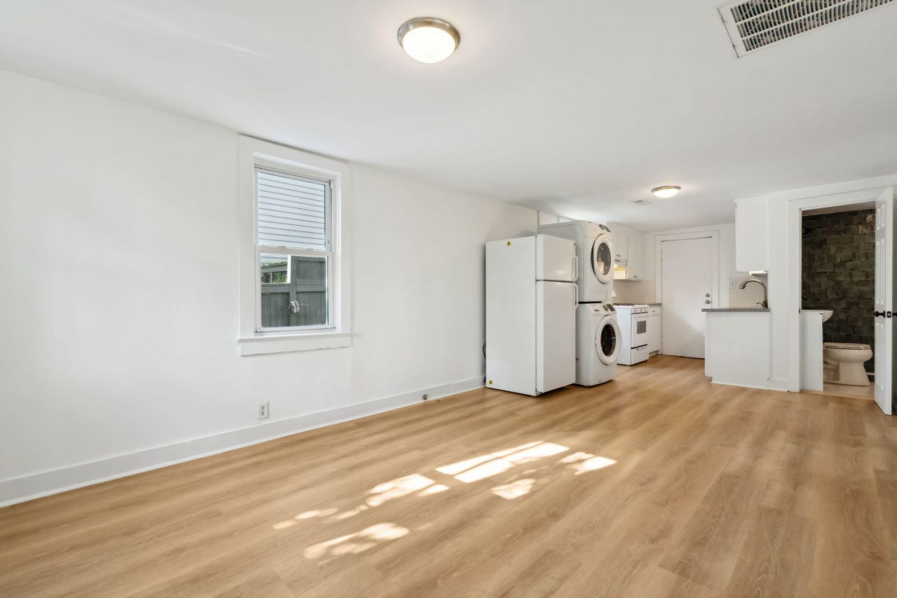 13-15 Norman Street Photo 6