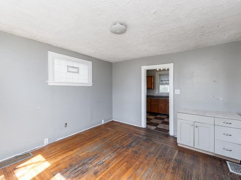 3511 Evanston Avenue, Cincinnati, OH 45207 Photo 8