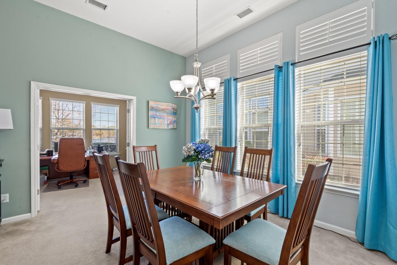 1651 Fairforest Ct.  Photo 10