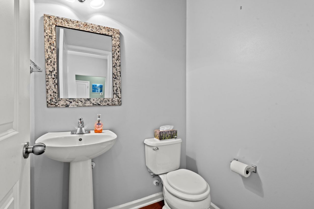 1651 Fairforest Ct.  Photo 18