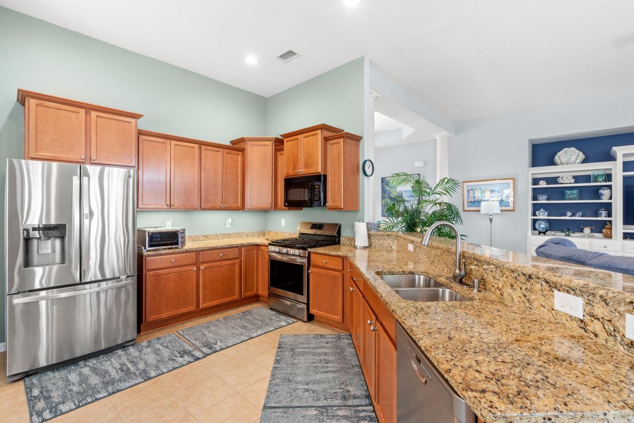 1651 Fairforest Ct.  Photo 7