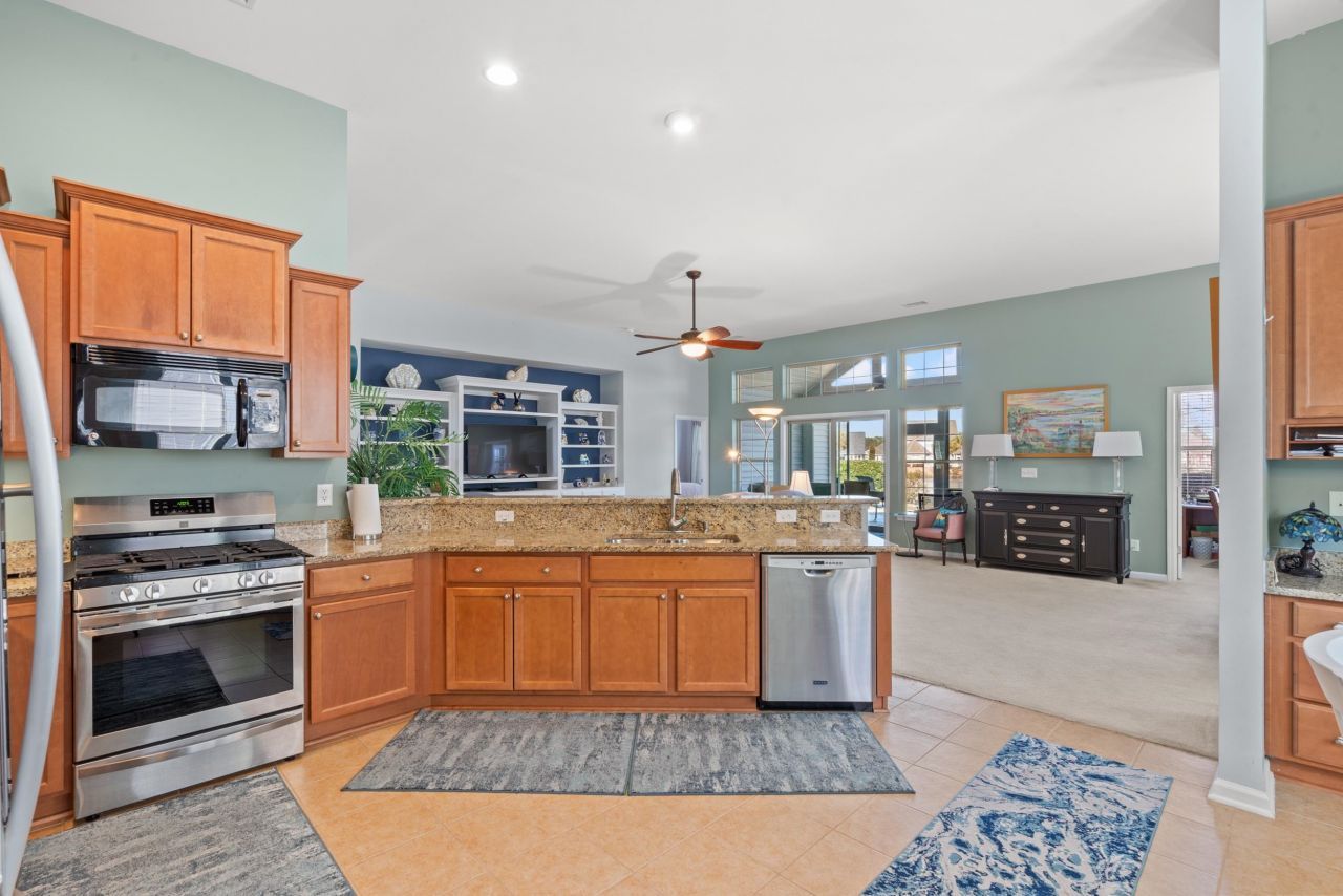 1651 Fairforest Ct.  Photo 8