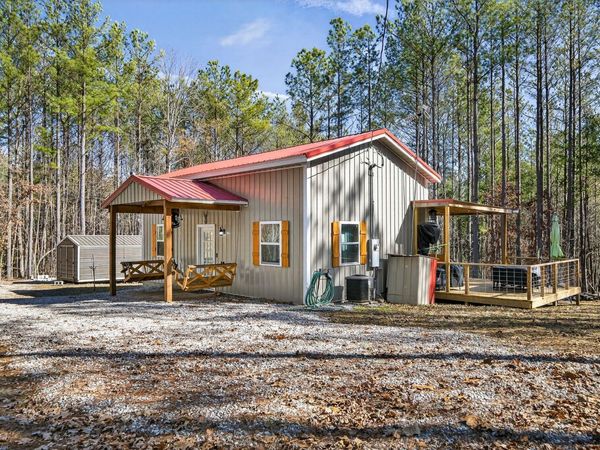 1780 Wolf Haven Rd , Spencer, TN 38585