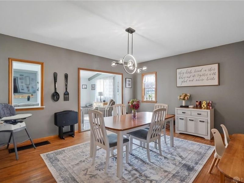 135 N Main Street, Mechanicsburg, OH 43044 Photo 22