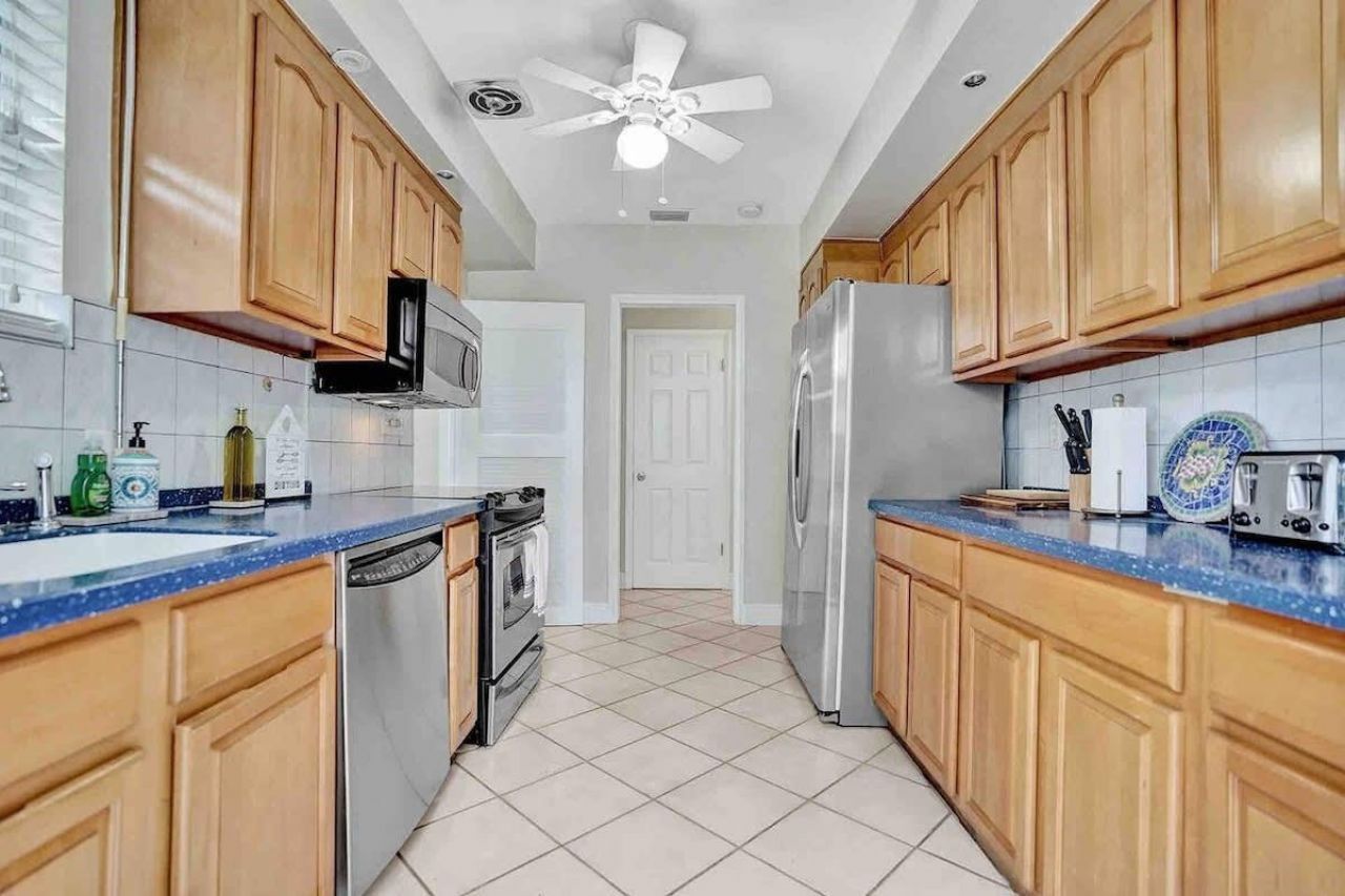 326 Walnut St, Hollywood, FL 33019 Photo