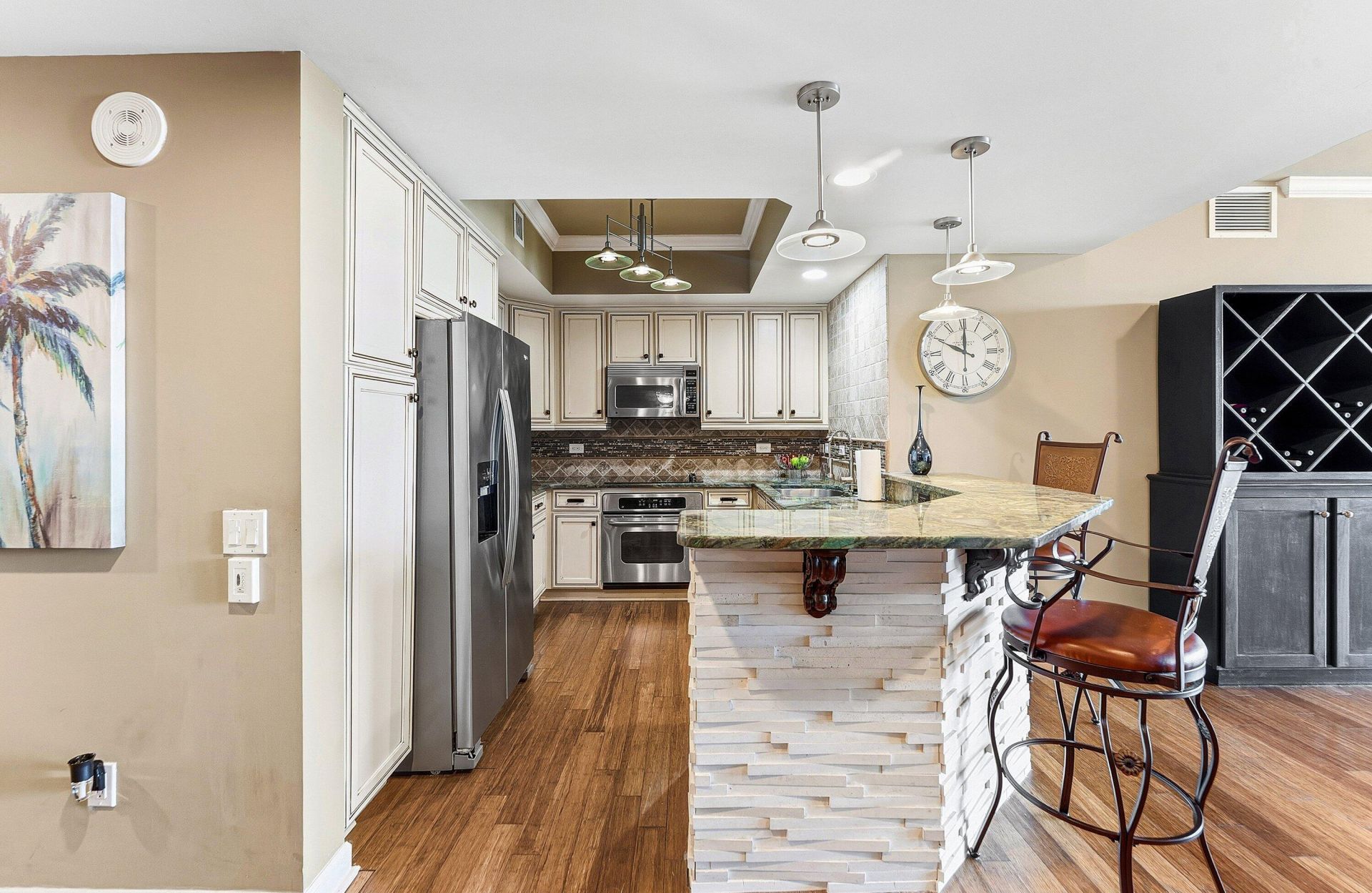 2650 Lake Shore Drive, Unit 401, Riviera Beach, FL 33404 Photo