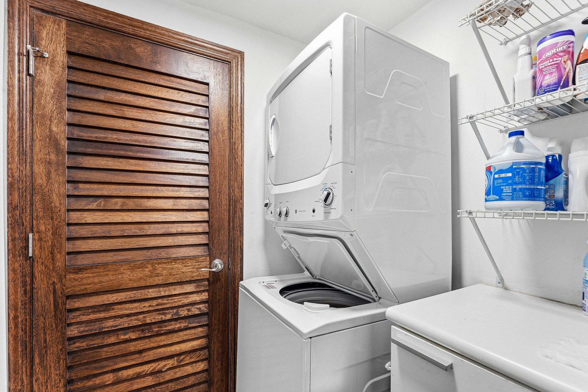 2650 Lake Shore Drive, Unit 401, Riviera Beach, FL 33404 Photo