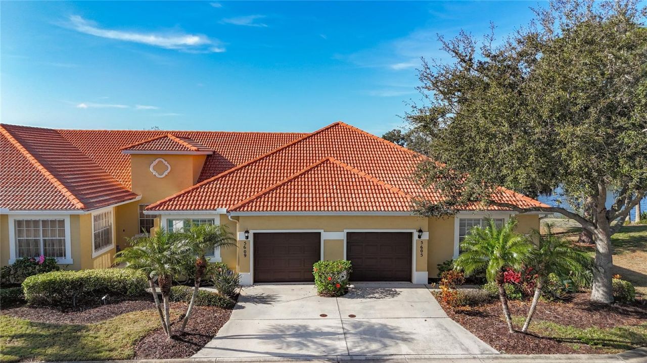 5609 Spanish Point Court, Palmetto, FL 34221 Photo