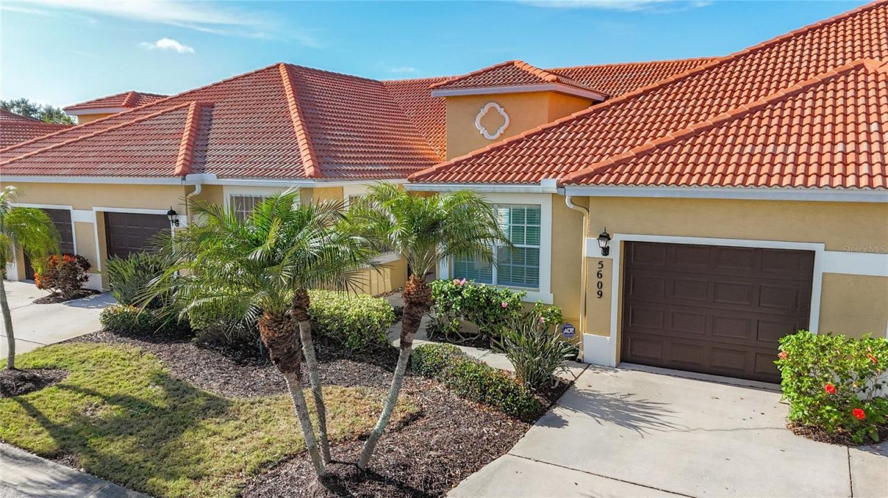 5609 Spanish Point Court, Palmetto, FL 34221 Photo