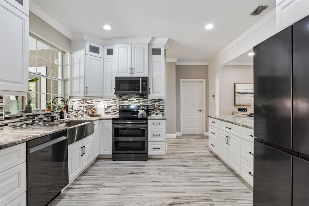 1545 Covered Bridge Drive, Deland, FL 32724 Photo