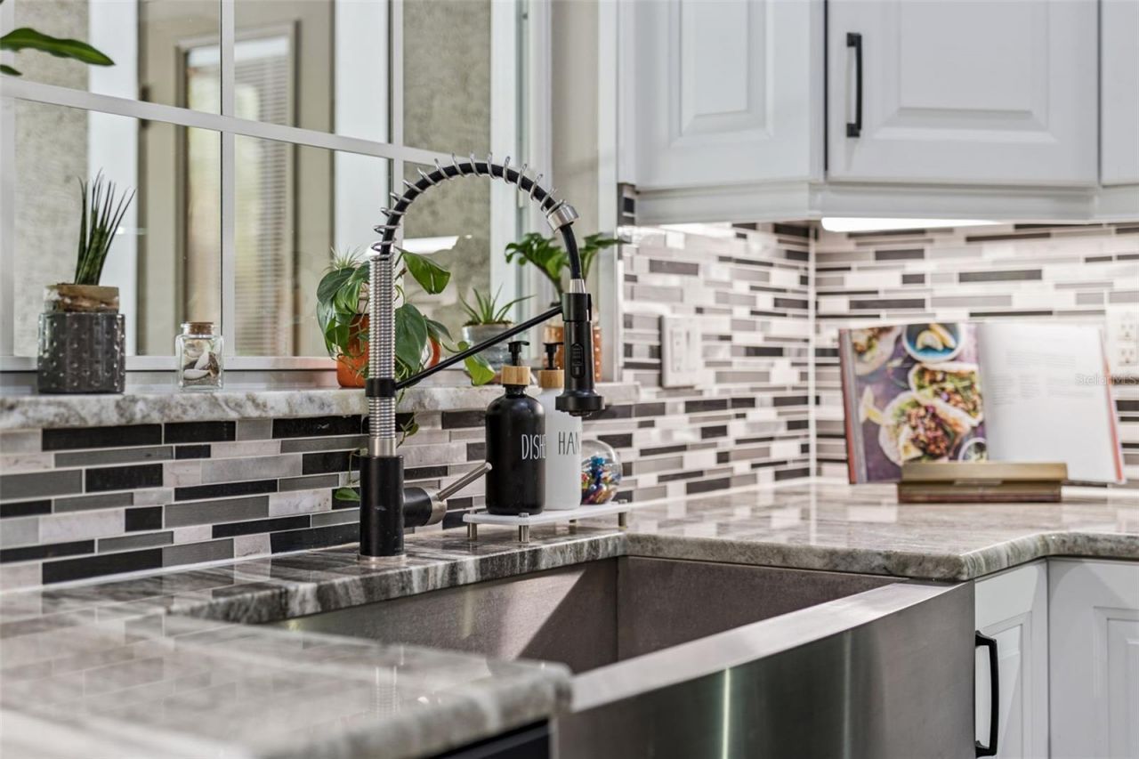 1545 Covered Bridge Drive, Deland, FL 32724 Photo