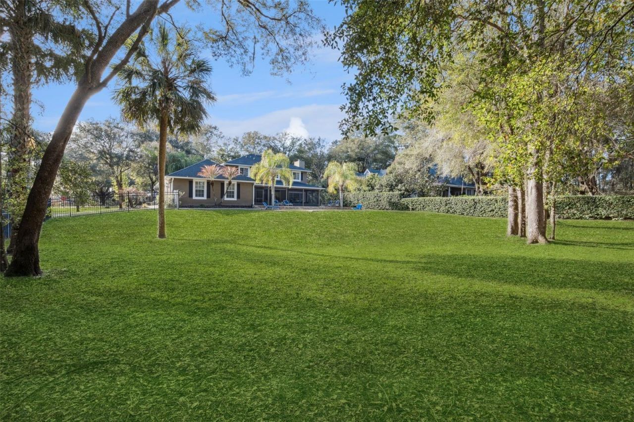 1545 Covered Bridge Drive, Deland, FL 32724 Photo