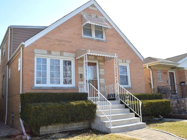 3737 N Oketo Avenue, Chicago, IL 60634