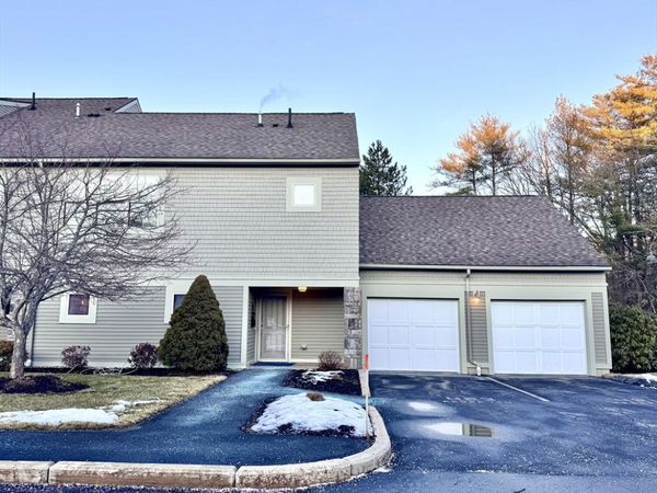 906 Alder Way, Unit 906, North Andover, MA 01845