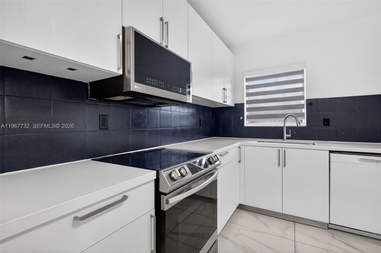 574 NW 98th St, Miami, FL 33150 Photo