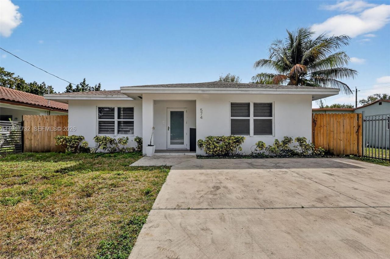 574 NW 98th St, Miami, FL 33150 Photo
