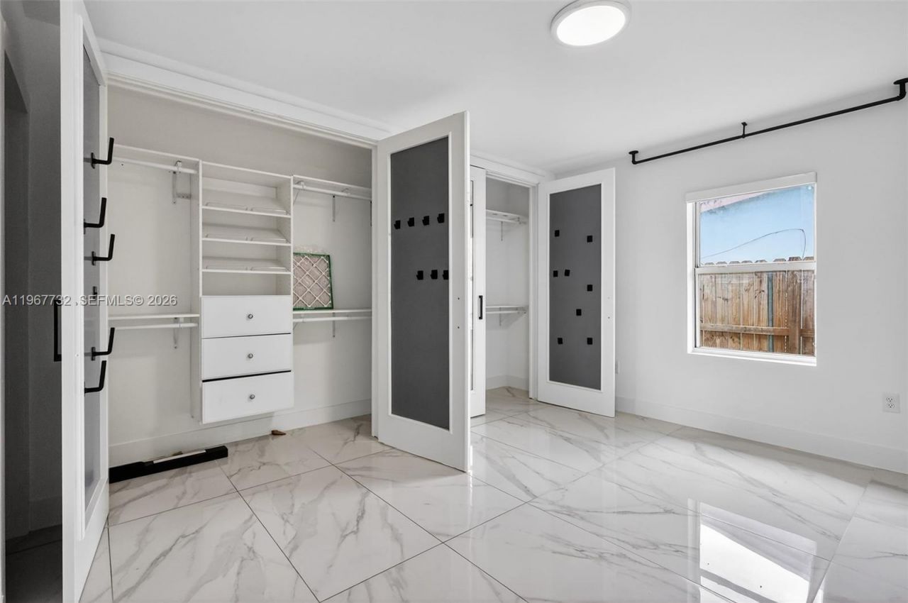 574 NW 98th St, Miami, FL 33150 Photo