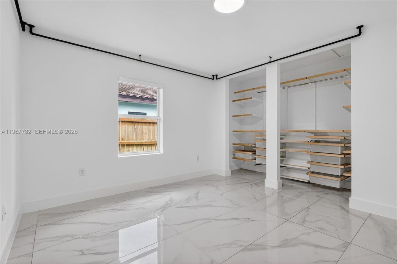 574 NW 98th St, Miami, FL 33150 Photo