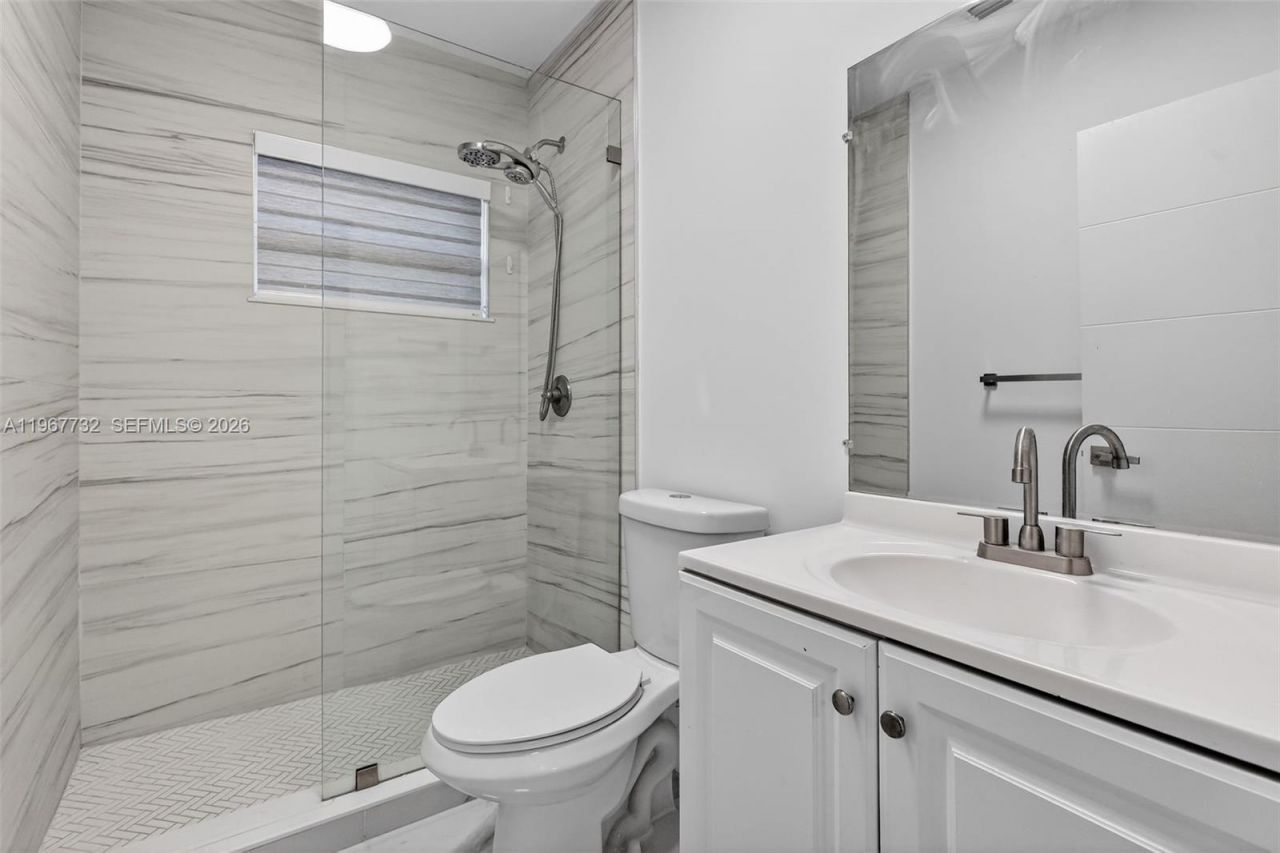 574 NW 98th St, Miami, FL 33150 Photo