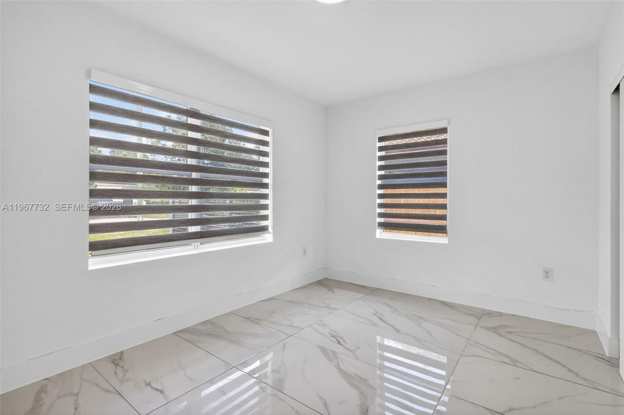 574 NW 98th St, Miami, FL 33150 Photo