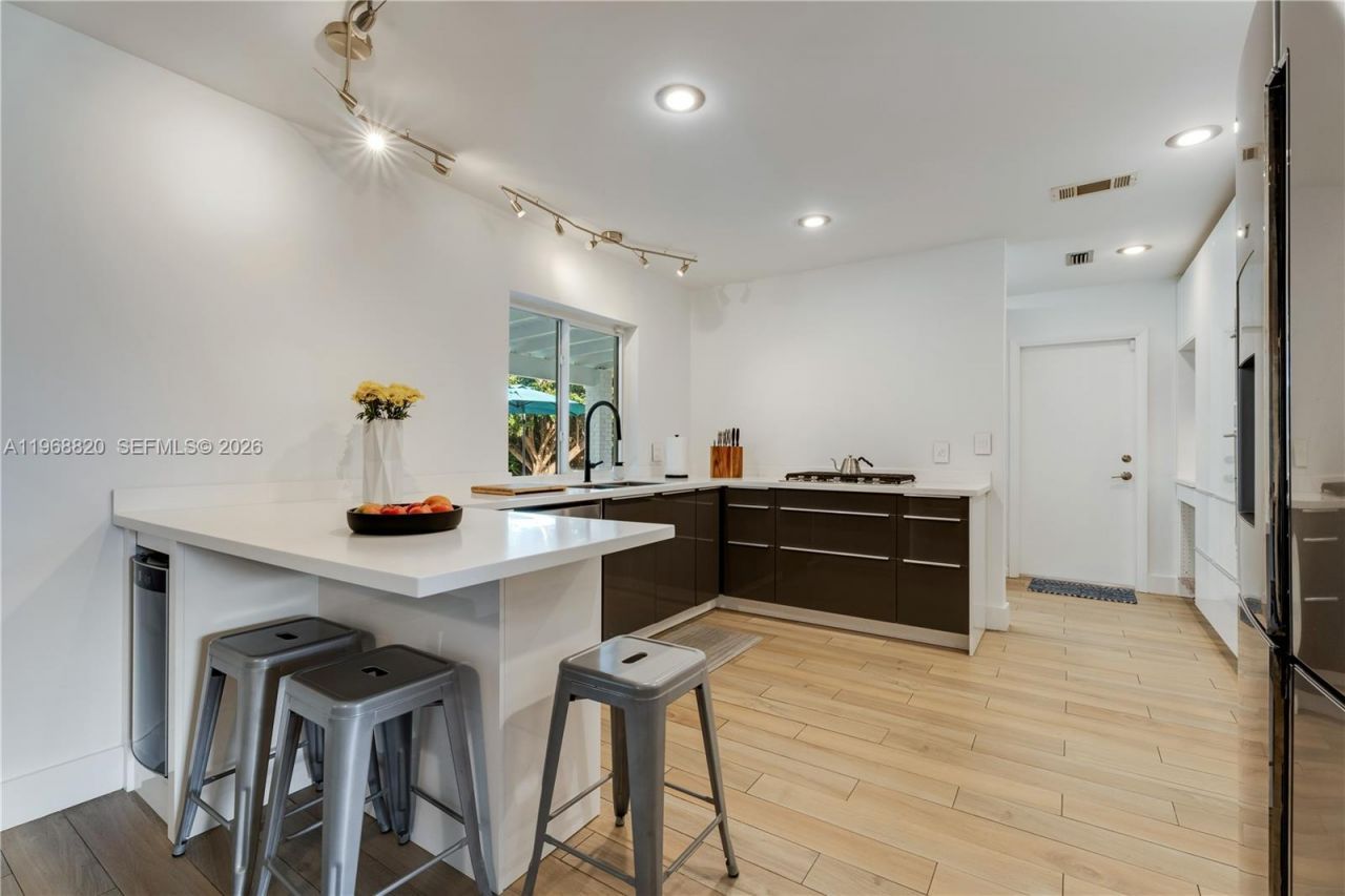 15200 SW 77th Ct , Palmetto Bay, FL 33157 Photo