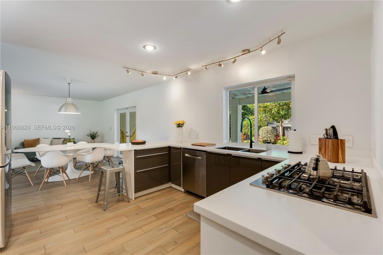 15200 SW 77th Ct , Palmetto Bay, FL 33157 Photo