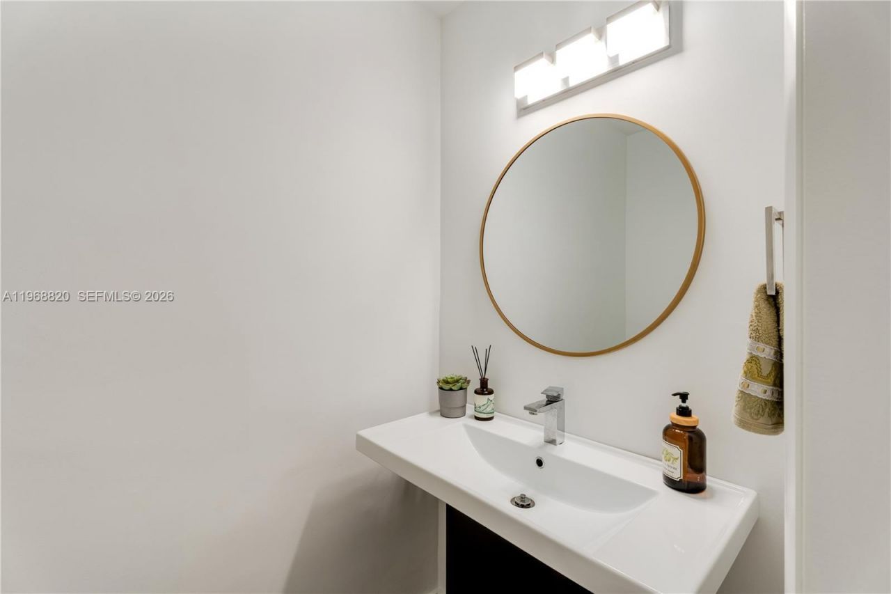 15200 SW 77th Ct , Palmetto Bay, FL 33157 Photo