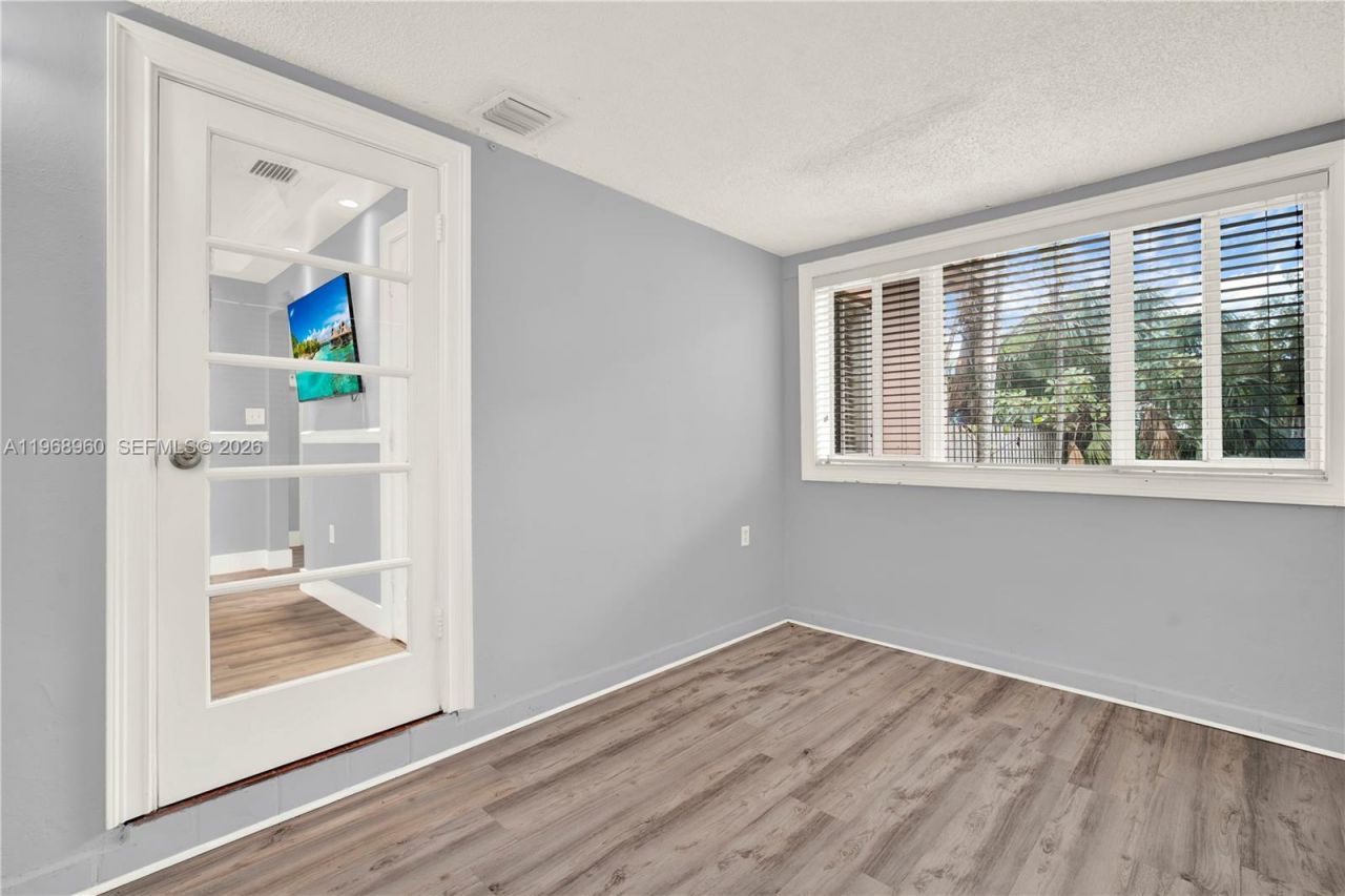 2001 SW 37th Ave, Miami, FL 33145 Photo