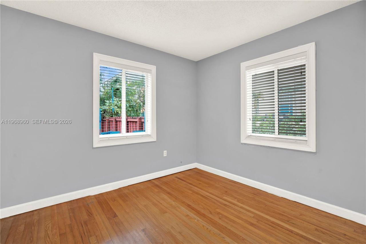 2001 SW 37th Ave, Miami, FL 33145 Photo