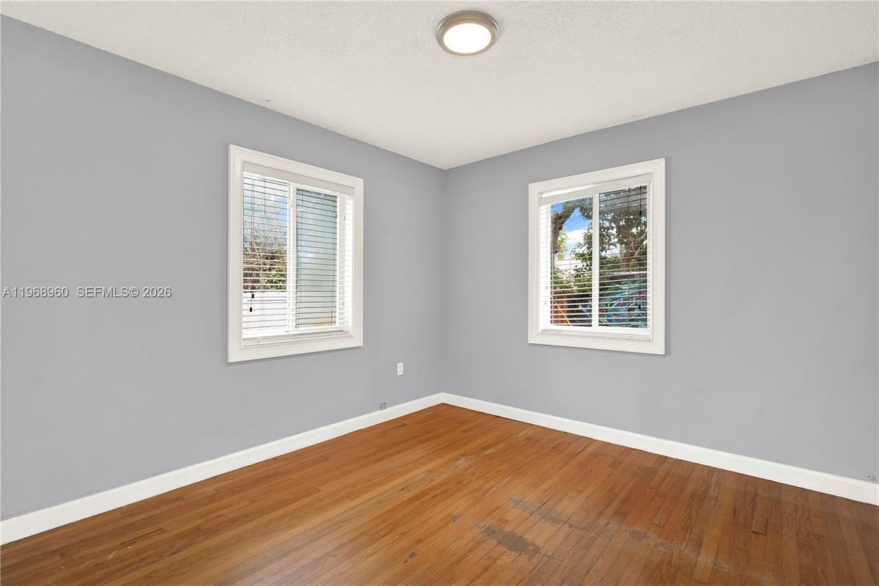 2001 SW 37th Ave, Miami, FL 33145 Photo