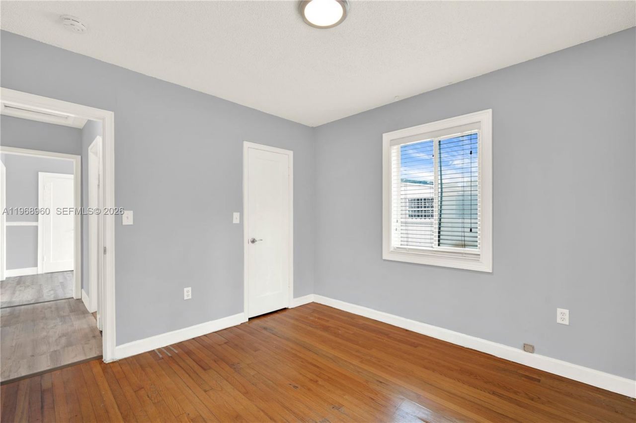 2001 SW 37th Ave, Miami, FL 33145 Photo